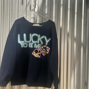 Wound Up Women's Size Xl Sweatshirt \"Lucky To Be Me\" Graphic Print